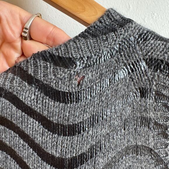 100% Cashmere CHRISTOPHER KANE Metallic Chevron Knit Tank Top - Picture 7 of 9